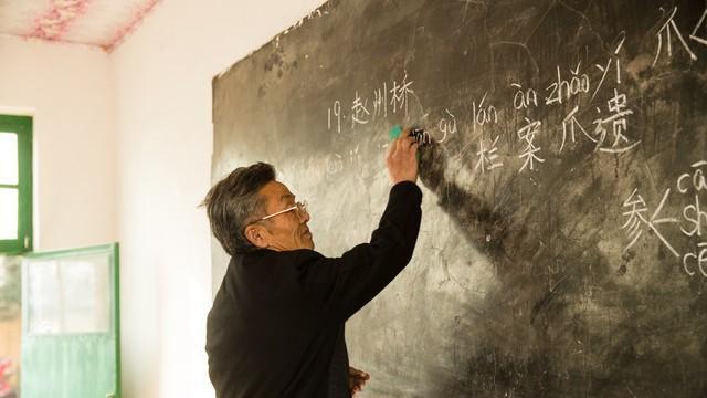 堂弟约我给三叔送年货，我不情愿的去了，回来收到微信瞬间泪奔了