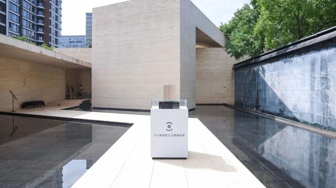 科沃斯的双面船长