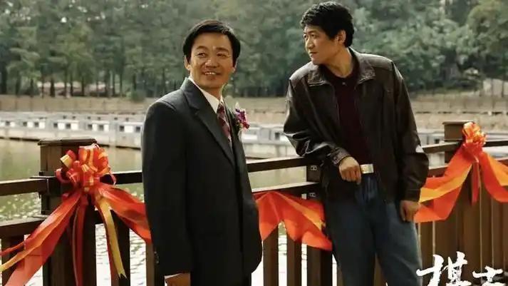 ​棋士逆袭登顶，王宝强：从“傻根”到腹黑棋师，他究竟隐藏了什么？