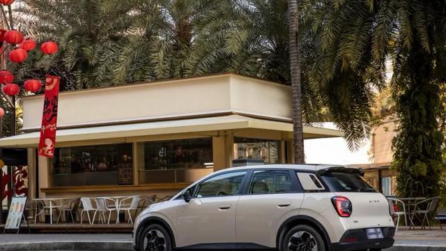 埃安UT正式上市，定位国民精品车型，或将对市场格局产生影响