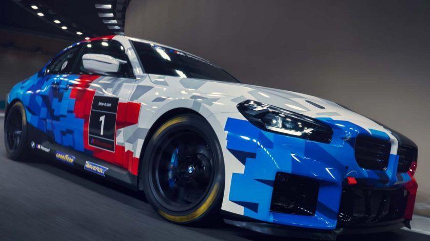 宝马M2赛车改用2.0T四缸机，更有优势？