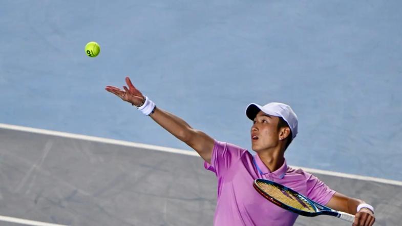 商竣程逆转晋级 跻身香港网球公开赛四强