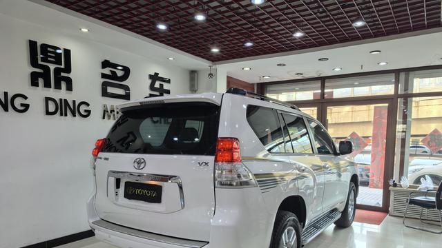 2010款丰田普拉多VXNAVI，20万预算硬派越野首选，一手车况精品无事故