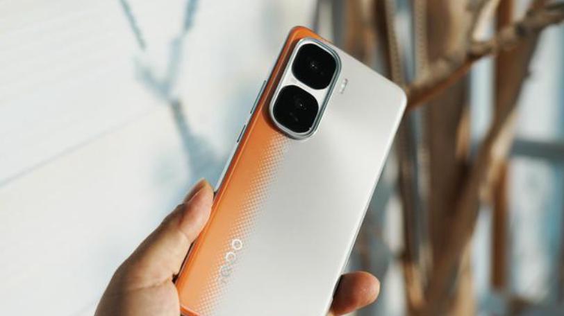 2025手机性价比黑马：高配低价成年度惊喜