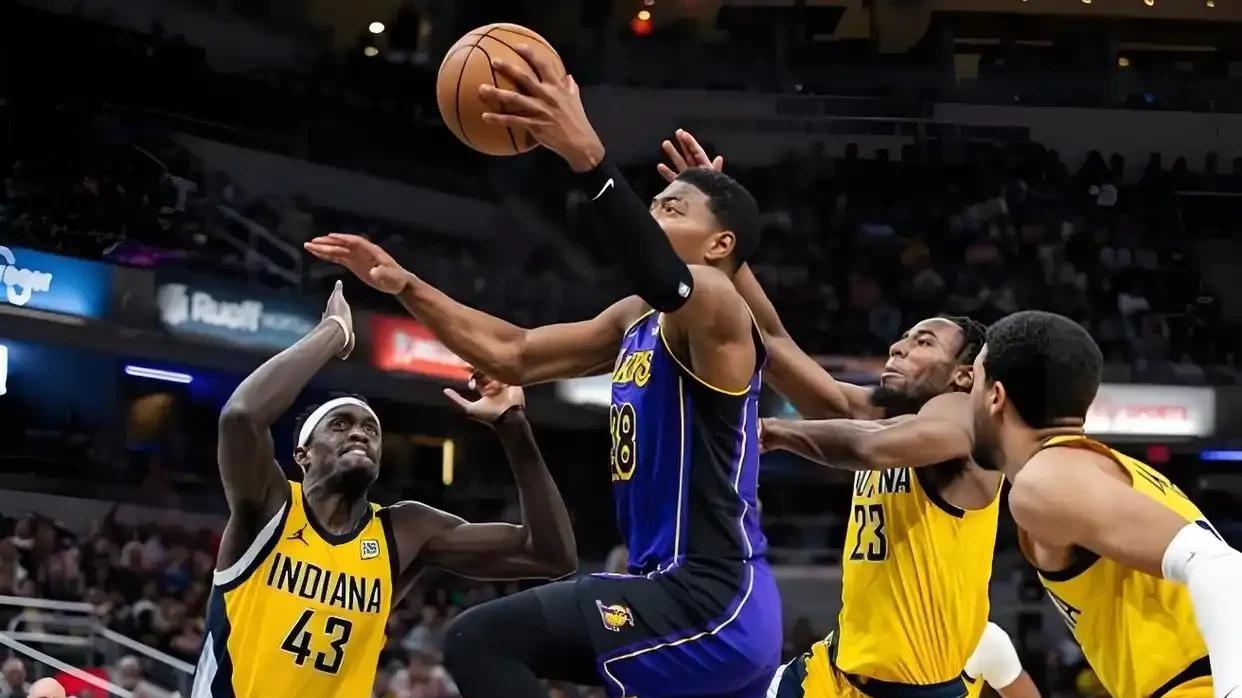 NBA常规赛：老詹再掀狂澜，湖人威震步行者