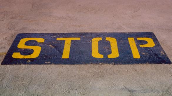 停止无效努力：方向不对，越努力，越窘迫