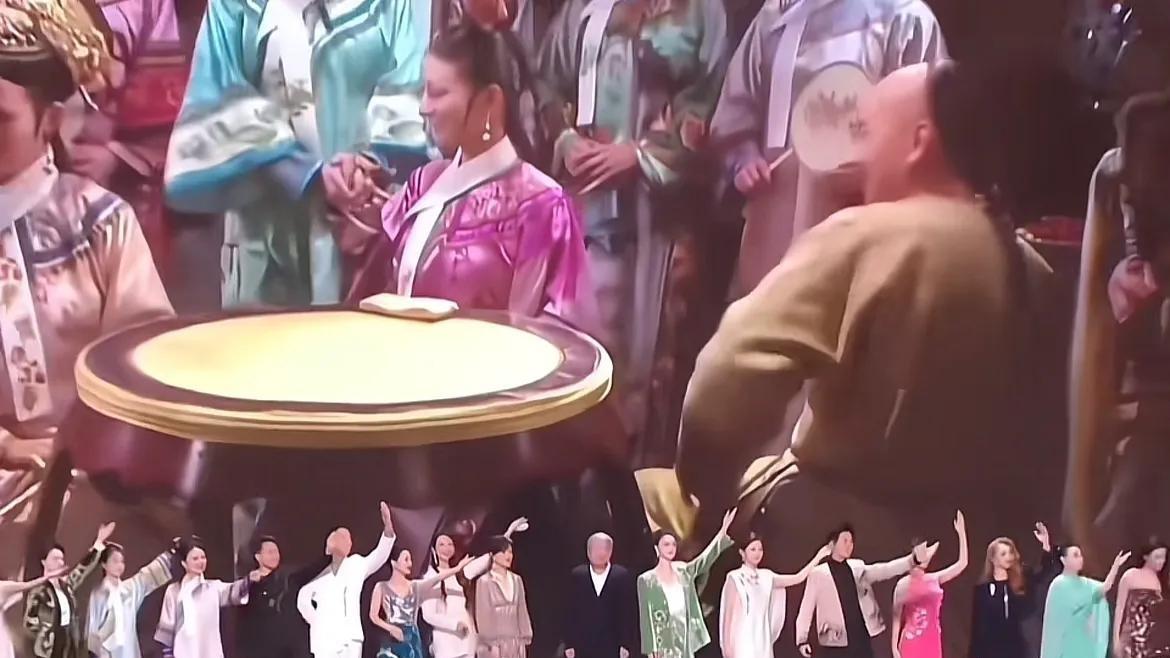 《甄嬛传》重聚：一场盛宴，几多唏嘘？