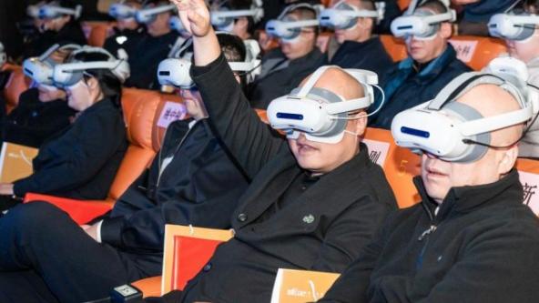 全国首家院线坐观式虚拟现实影厅