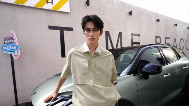 年轻人的靠谱搭档！领克06 Relive颜值实用齐在线，可冲