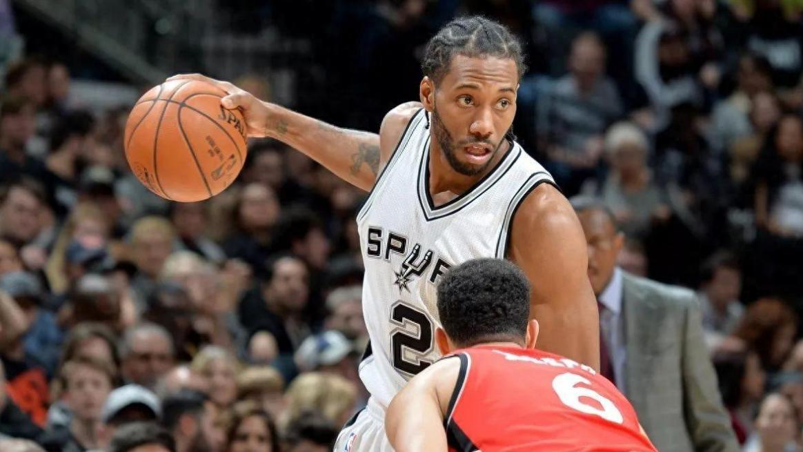 拒逆转！詹姆斯17中6，伦纳德33+10，东契奇创纪录，西部第二易主