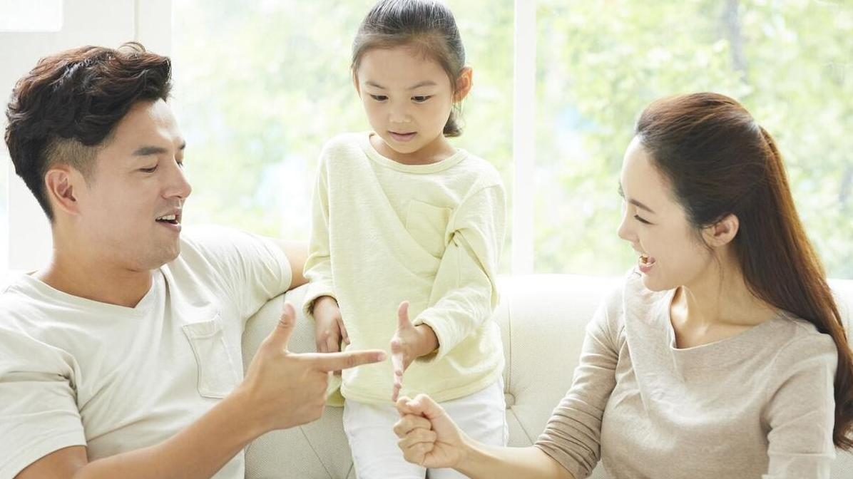 揭示家庭教育秘籍：如何用“三要”“三不要”唤回孩子的光彩