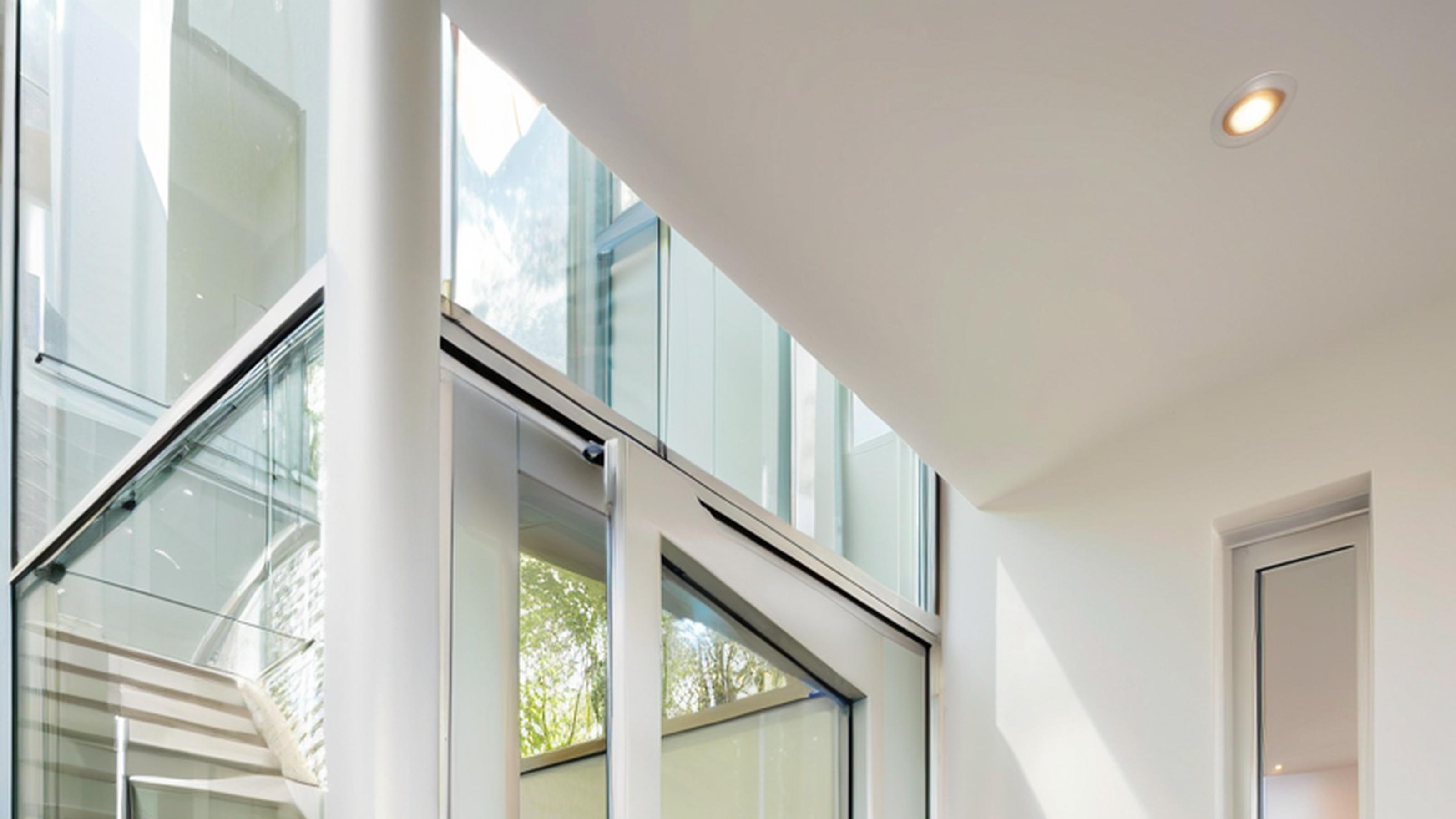 购买电梯可以讲价吗？空间有多大？