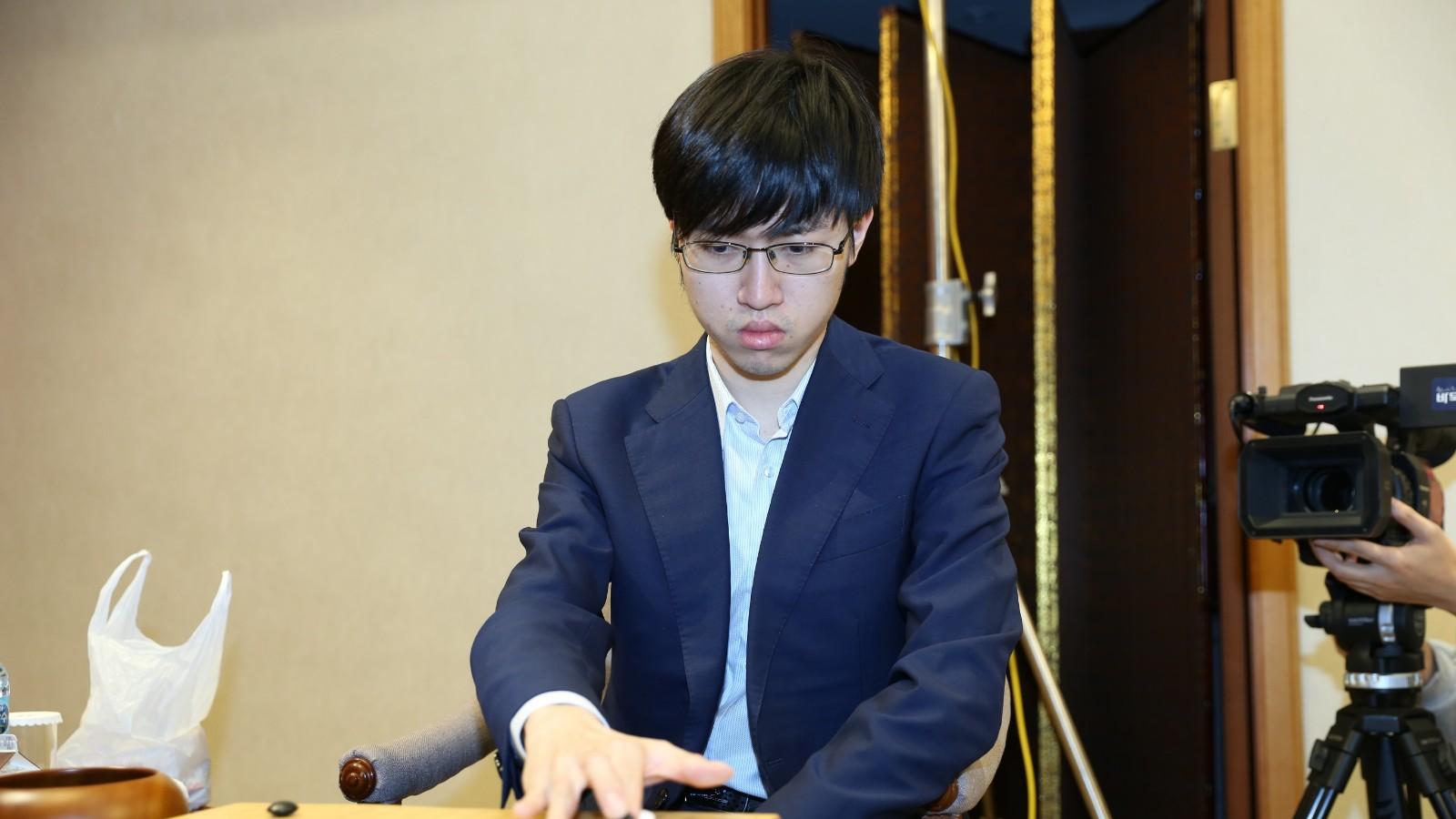 吴清源杯中国损失惨重仅1人晋级4强 申真谞朴廷桓等获胜 屠晓宇等晋级国手4强