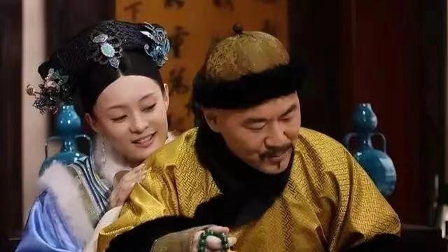 凌云峰甄嬛一次就中，皇上性子多疑，为什么没有怀疑甄嬛，反而接甄嬛风光回宫？