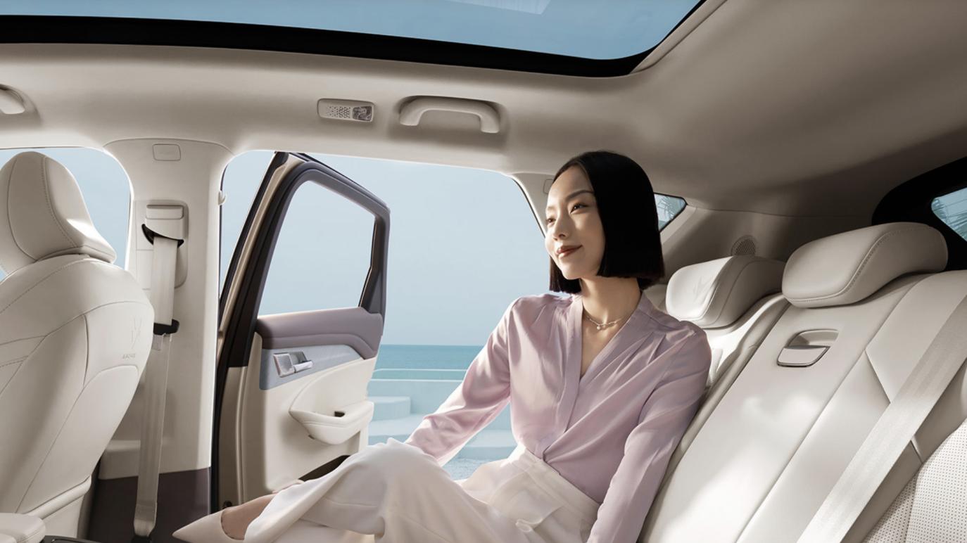 极狐阿尔法T6：硬朗个性SUV新选择，极狐汽车大气外观+实用内核戳中家用需求