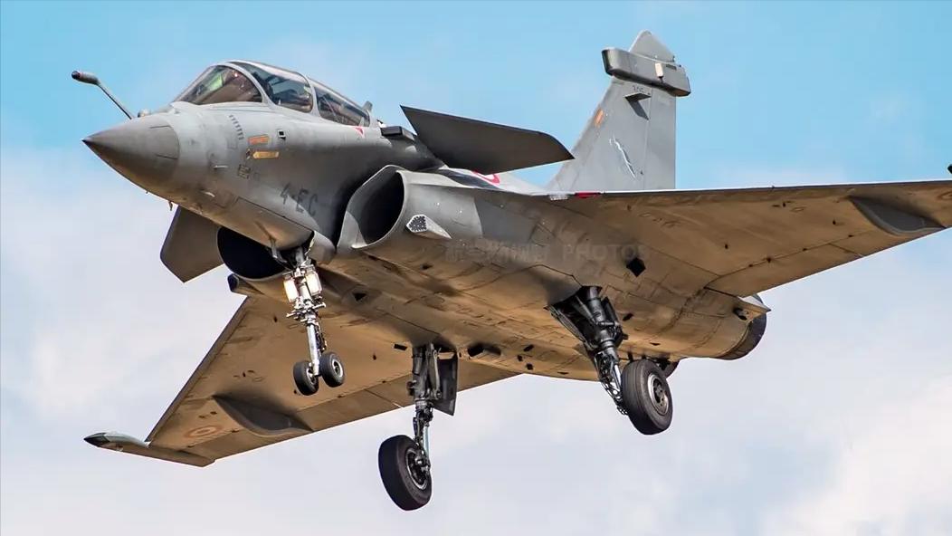 印度空军武器装备全解析：从阵风战机到国产导弹，如何塑造强军梦