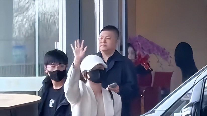 娱乐圈大瓜，秦岚魏大勋同居