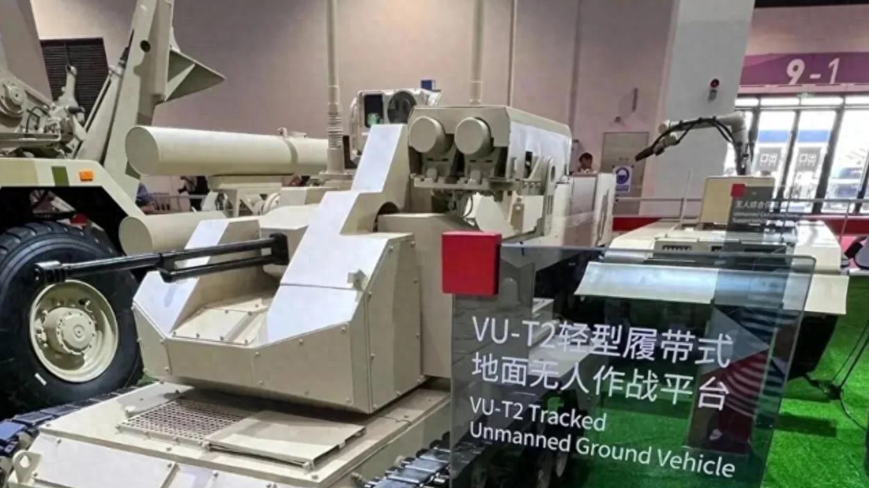 比机械狼更实用，解放军独宠“战场无人小毒蝎”，火力非常强悍