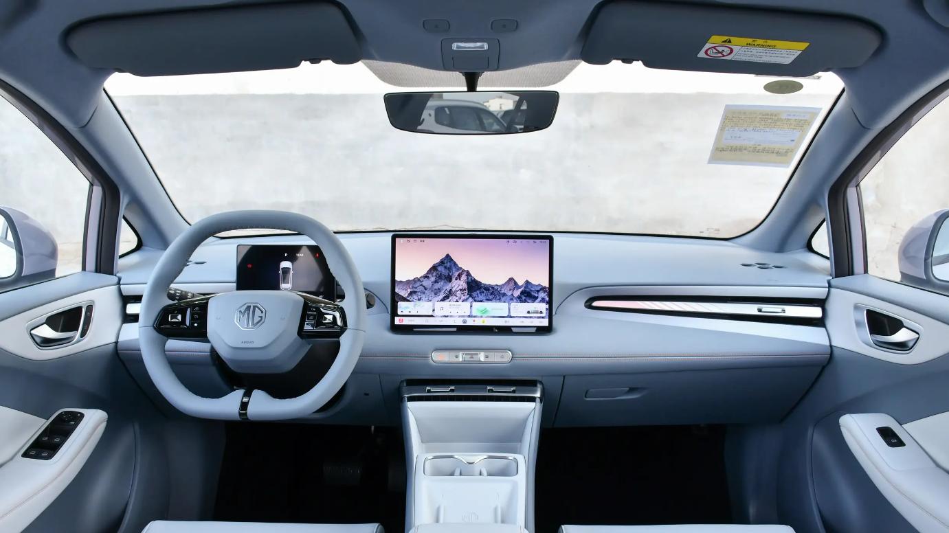 限时价拉低到6.58万，名爵MG4电动钢炮，能否入侵代步市场？