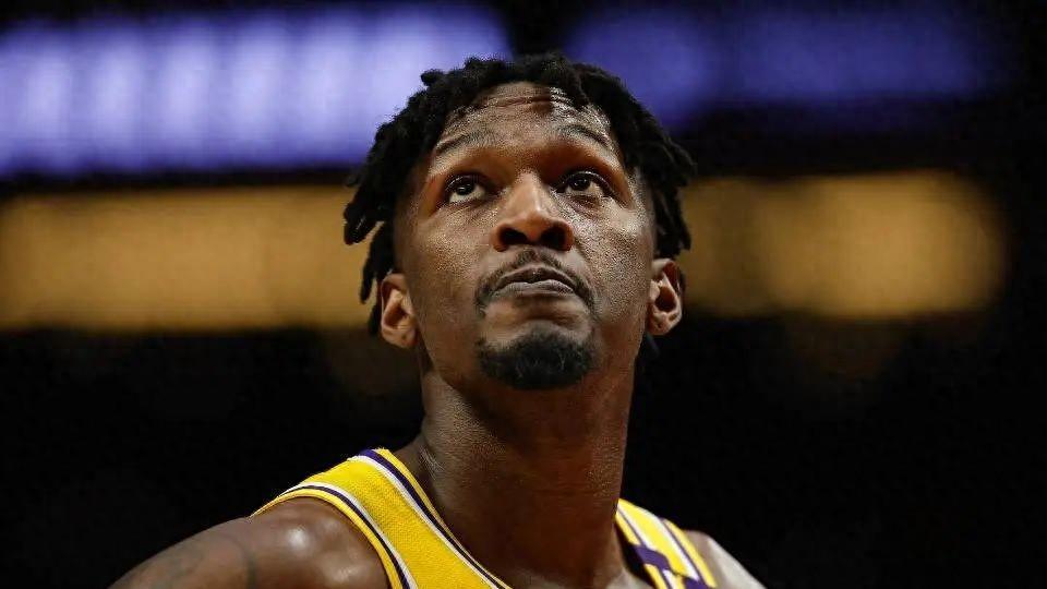 恭喜！湖人极限1换1，詹姆斯被问价，拉塞尔再次联手浓眉哥