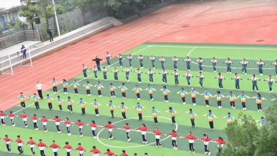重庆两江新区金山教育集团2025年秋季田径运动会玩出新高度