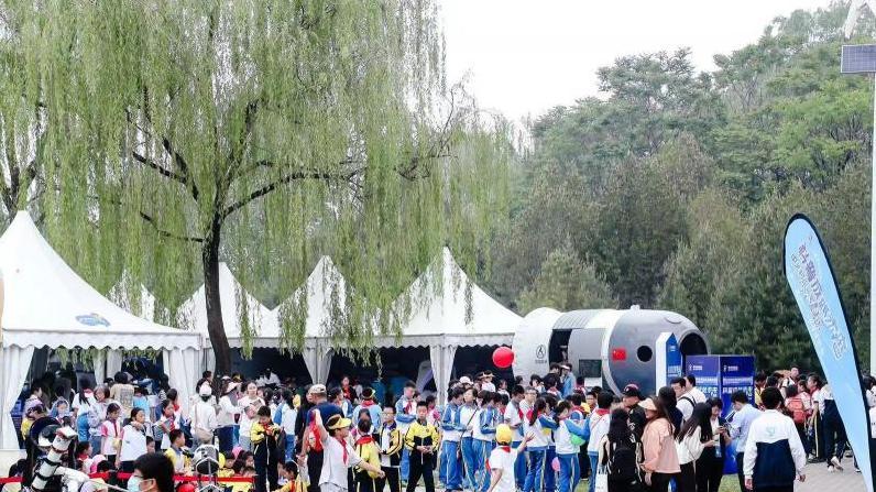 探索中关村论坛年会的20场活动：科技与文化的碰撞
