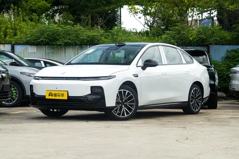 月销破万！这车到底好在哪？10万级纯电家轿的"破局者"