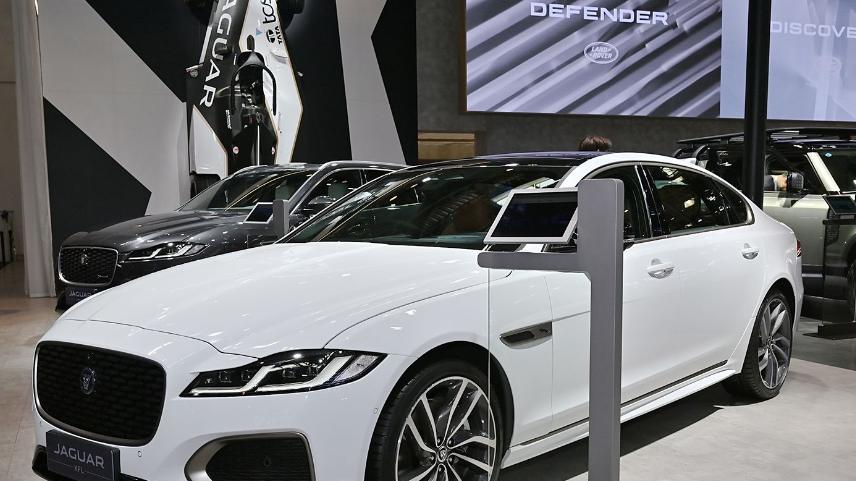 捷豹路虎XFL：车身设计大气，内饰豪华精致，悬挂系统调校出色