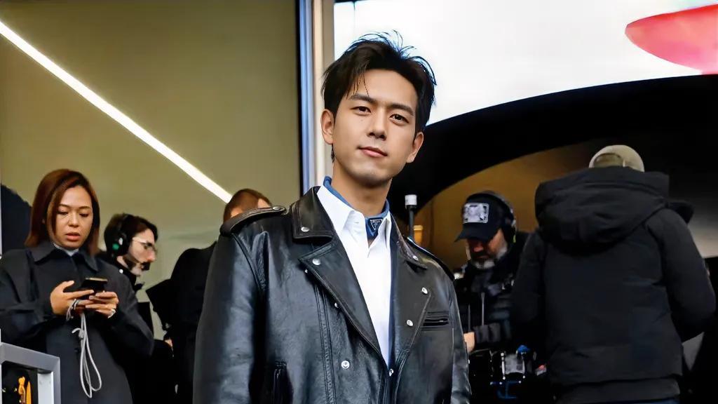 米兰时装周开启，时尚明星和体坛明星共赴盛宴