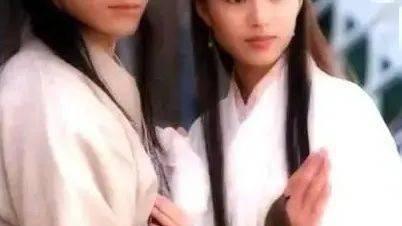 李若彤58岁“回春”近照震撼内娱！网友: 姑姑这是偷练了玉女心经吗？
