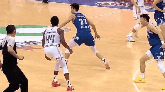 球场风云：洛夫顿的火爆脾气又来了？