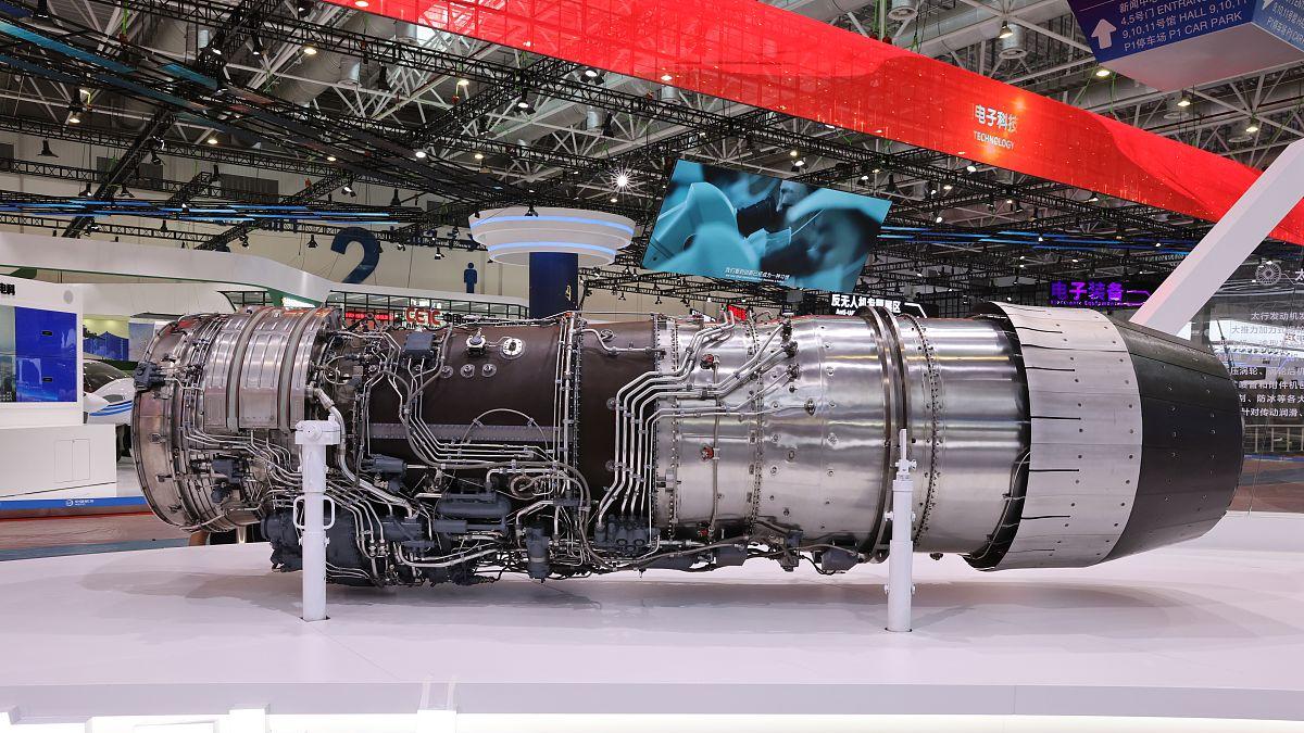 为什么说C919发动机反推装置是航空界的"变形金刚"？