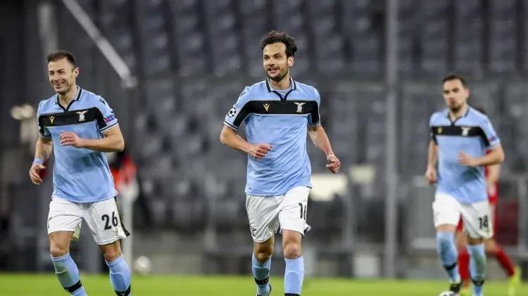 2-0！队史第4冠！兜售双核心，那不勒斯仍意甲夺冠，孔蒂最大功臣