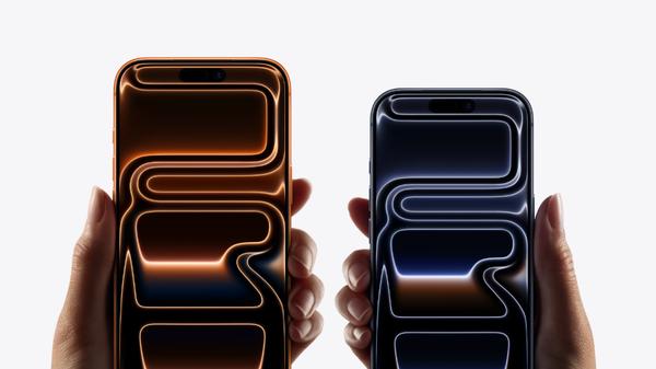 不止小米17，iPhone17卖爆供不应求，苹果对国产手机展开核打击！