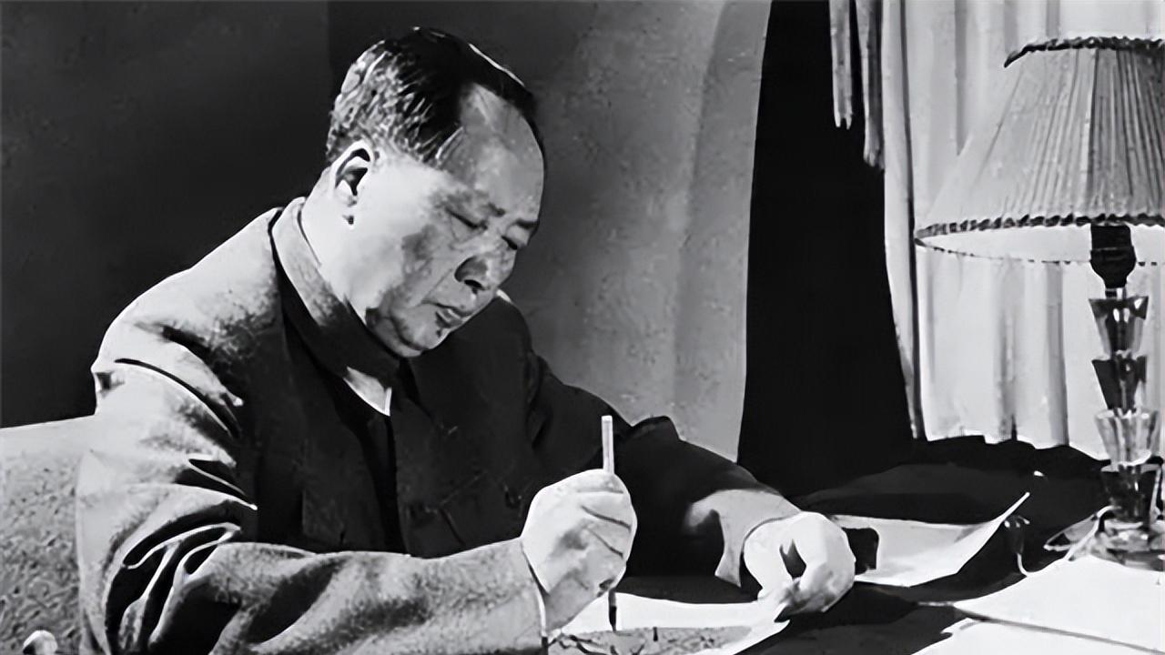 诸葛亮为何无法一统三国？毛主席的评价直切要害：他犯了三大失误