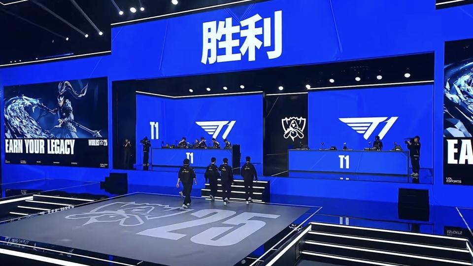 T1已失去往日统治力！LPL内战生死局，八强淘汰赛仅两个席位！