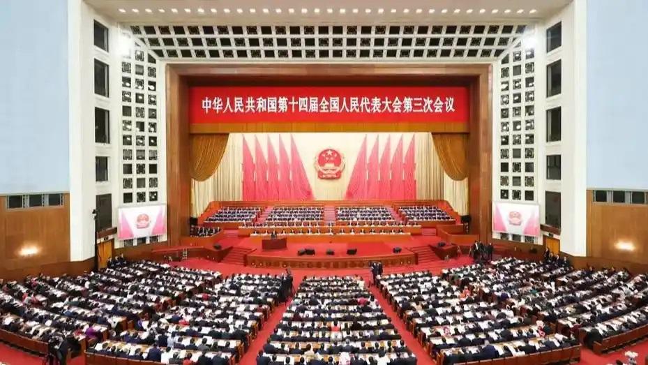 2025年政府工作报告极简版：和你说说国家的新计划