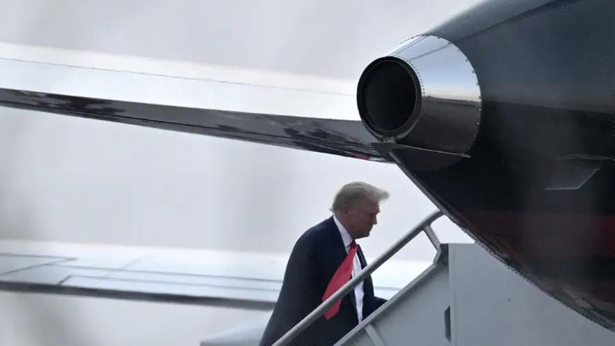 特朗普专机起飞前，美媒提醒要慎防赖清德，否则后果不堪设想