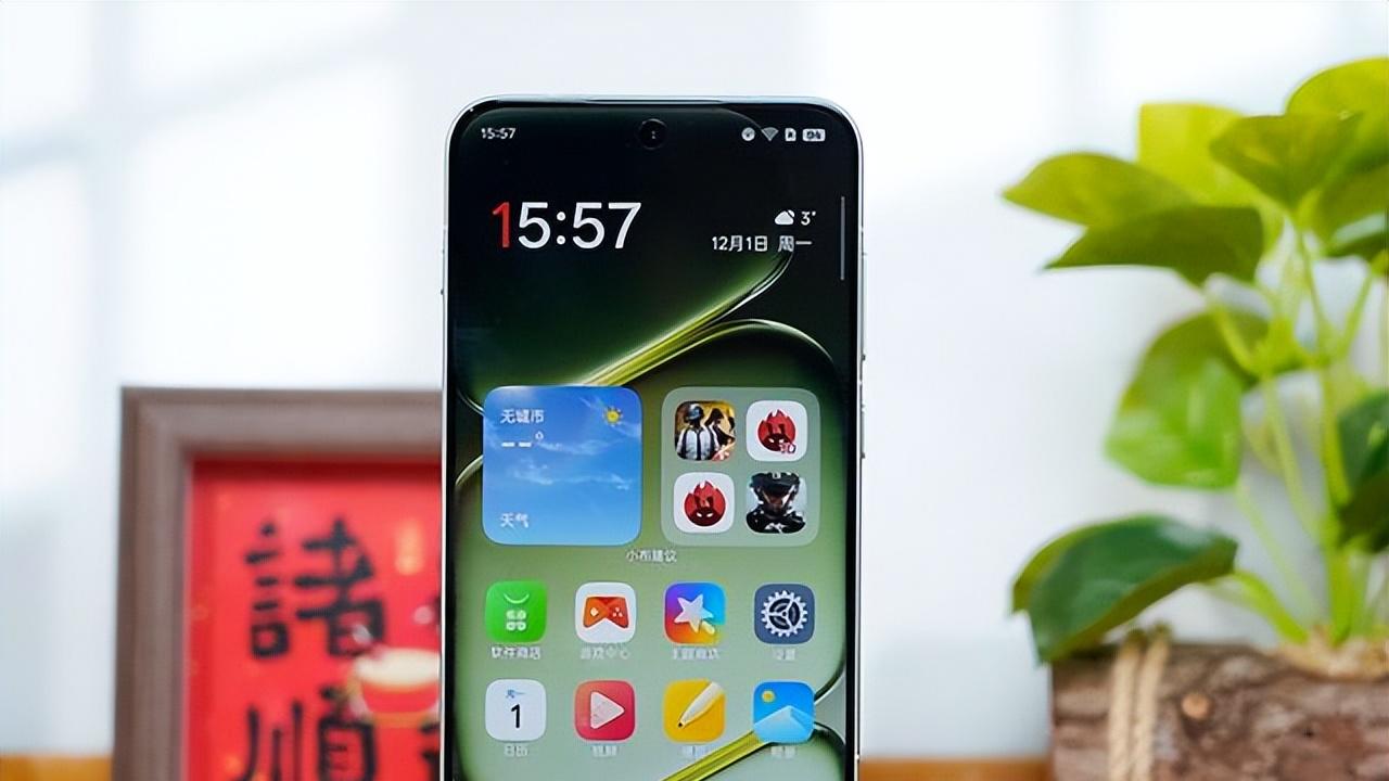 续航很强的一款手机，8300mAh大电池+骁龙8Gen5+100W，仅2399元