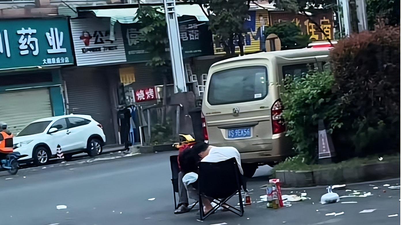 东莞宵夜档上演