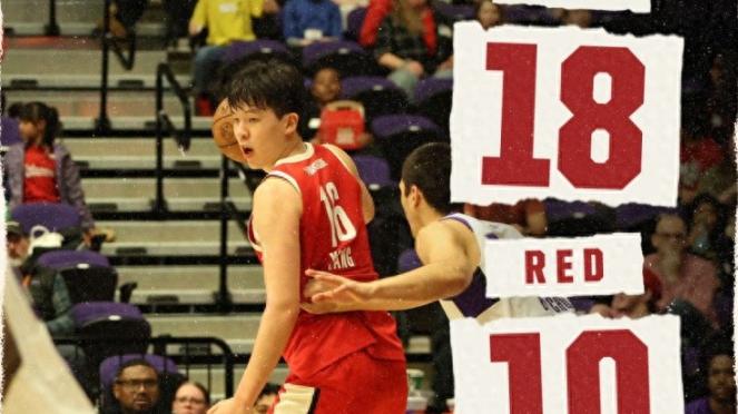 两双登热搜榜首！杨瀚森对抗升级+球权在线，拓媒怀念比帅引热议