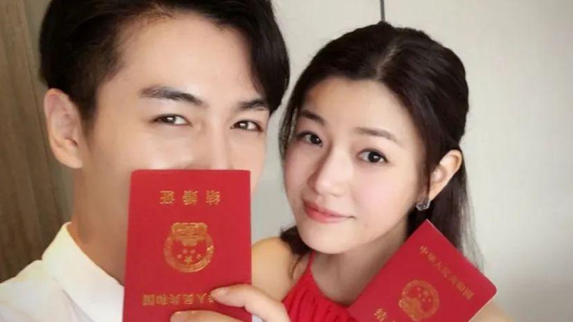 陈晓陈妍希官宣离婚！共同抚养孩子，离婚原因引争议