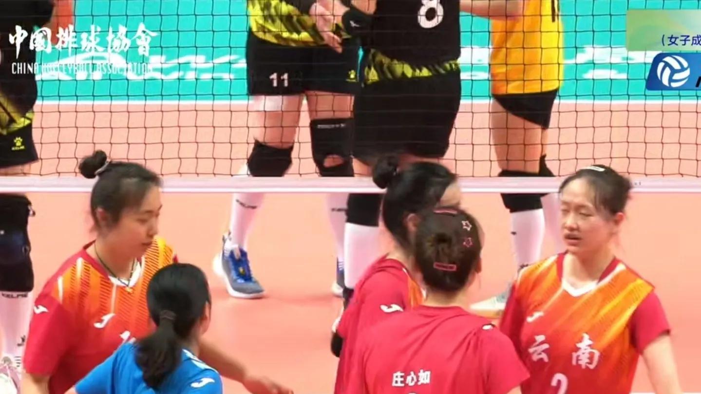 全运女排-4连胜就丢1局 力压江苏小组第一 本战3-0大胜单局25-11