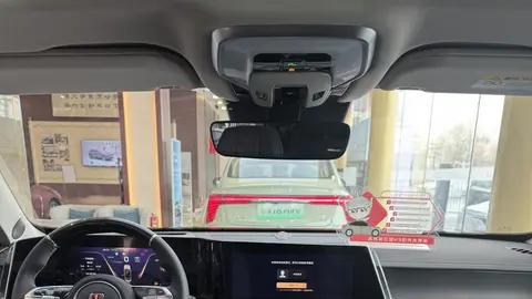 全新红旗H9试驾，气场与舒适再进化，中式豪华新表达