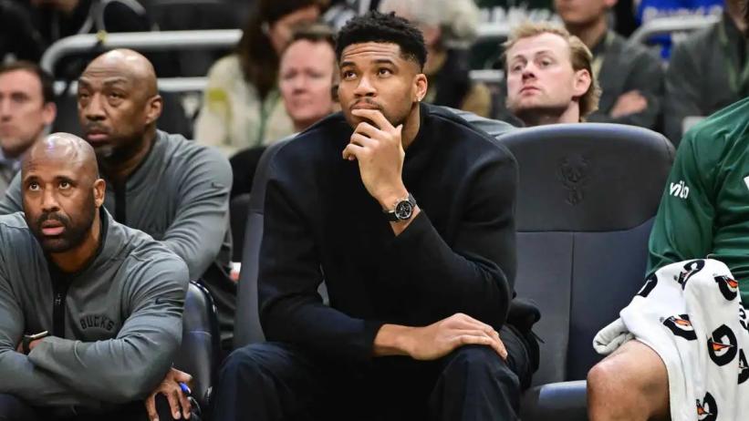 雄鹿惨败45分！曝火箭马刺预计不会追求字母哥：他们对阵容感到满意