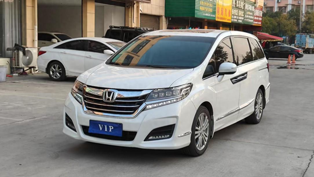 14万预算圆你移动大沙发梦，这台2016款本田艾力绅值得一看！
