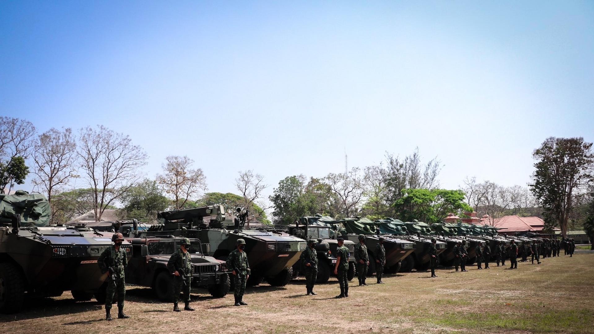 雪上加霜 关键时刻柬军弹药库被发现：随后被F-16战机夷为平地