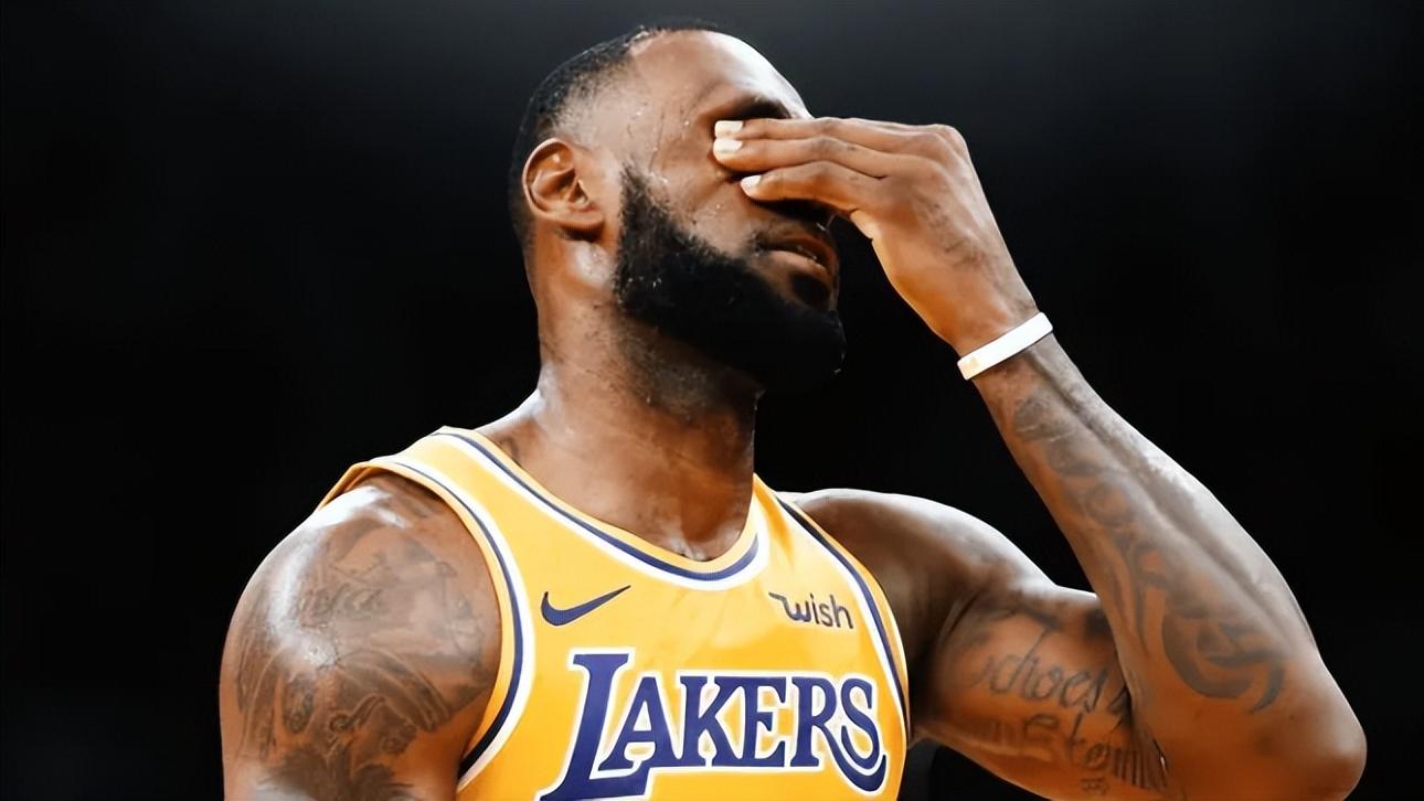 从10胜2负到3连败，赢得艰难输得干脆，这3人是湖人崩盘罪魁祸首