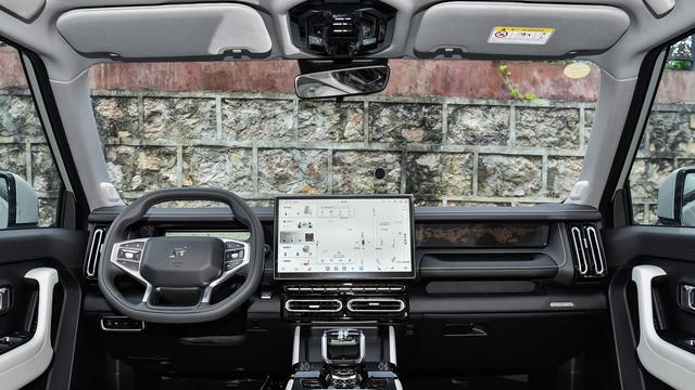 真四驱+大电池，这款国产硬派SUV，捷途山海T1实力究竟如何？