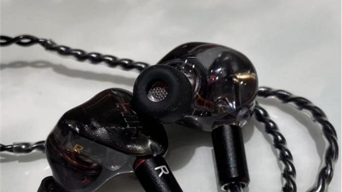 4款有线耳机，杂食主义者喜欢，皮实耐听